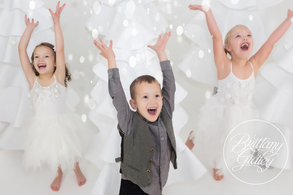 Cleveland Christmas Mini Sessions-79
