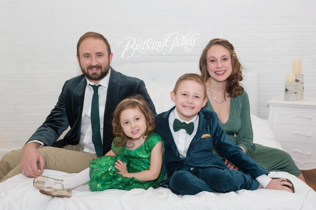 Cleveland Christmas Mini Sessions-9