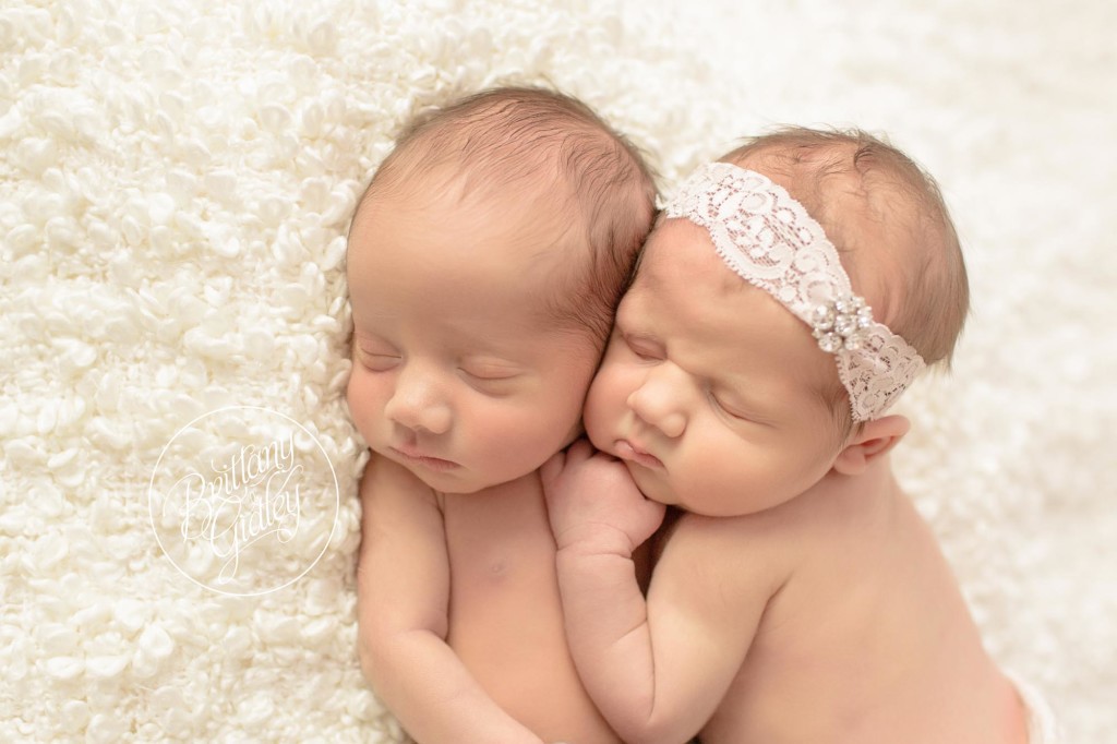 Twin Newborn Photographer | Cleveland Ohio Newborn Photographer | Twin Newborn Session | Start With The Best | Brittany Gidley Photography LLC