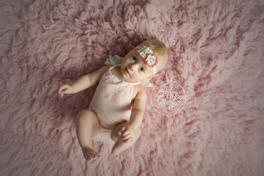 Cleveland Baby Photography | Cleveland Photography Studio | Baby Photographer | 6 Month Baby