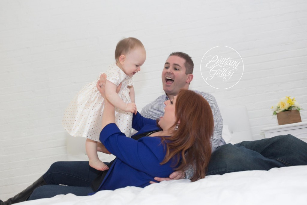 Family Pictures | Extended Family | Cleveland Ohio | Cleveland Ohio Portrait Photographer