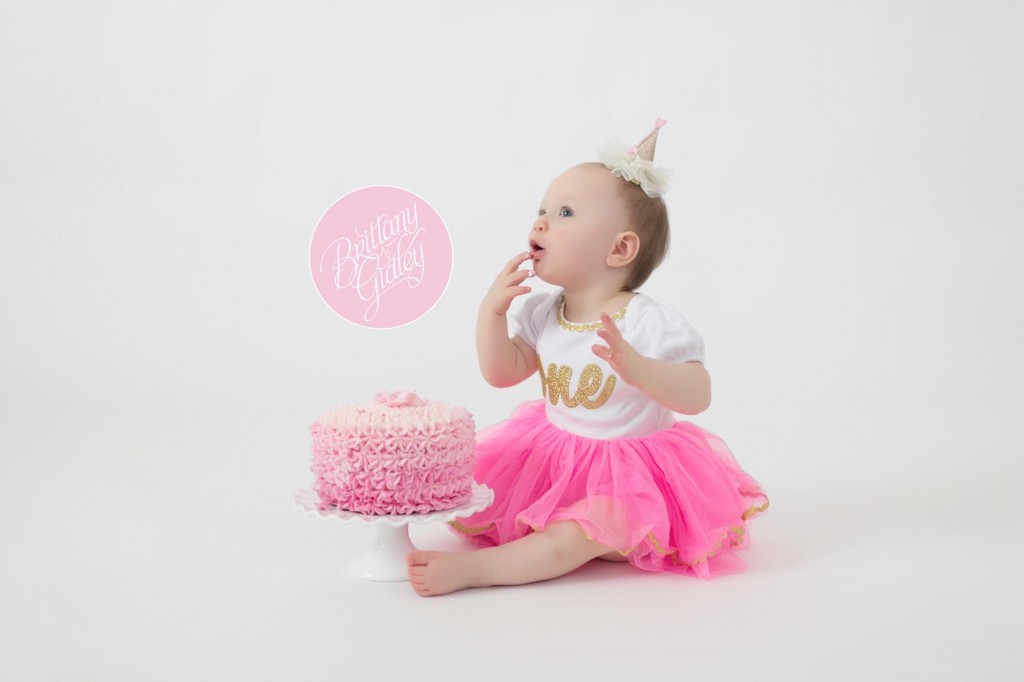 Baby Portraits | Cleveland Ohio | Cleveland Ohio Baby Photographer | Cake Smash