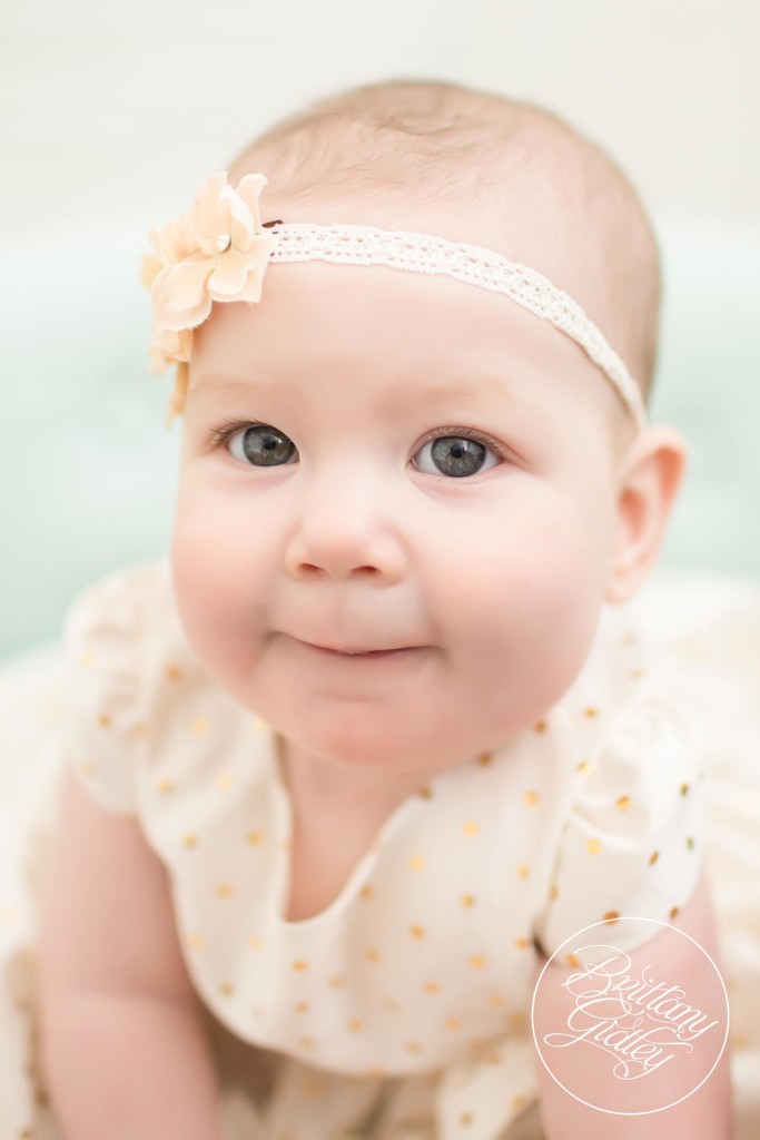 Cleveland Baby Photographer | Baby Photography | 6 Months