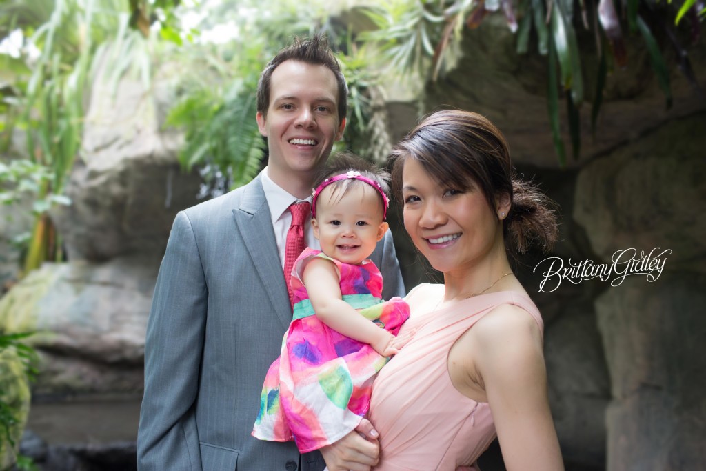 Botanical Gardens Cleveland | Baby Photographer | Cleveland, Ohio | Start With The Best | Love | Family Photo Shoot 