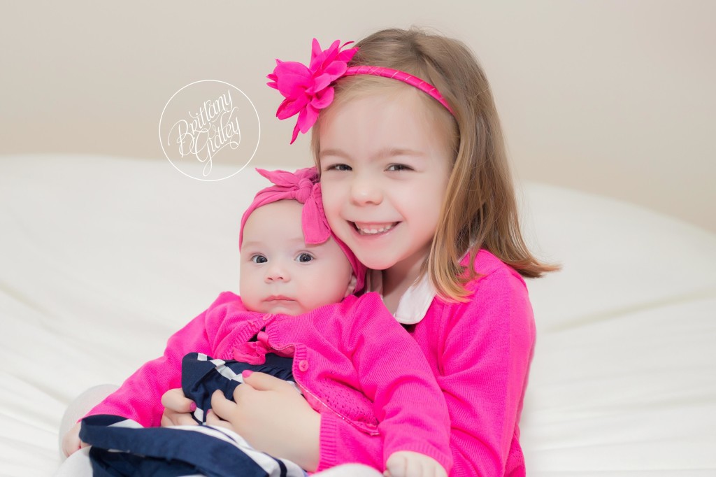 Sisters | Lifestyle Family Portraits | Chagrin Falls, Ohio
