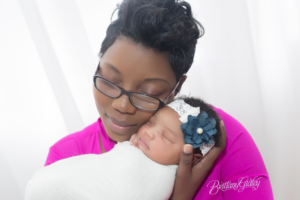 Mother & Baby | Newborn Baby Girl | Cleveland Newborn Photographer | Start With The Best
