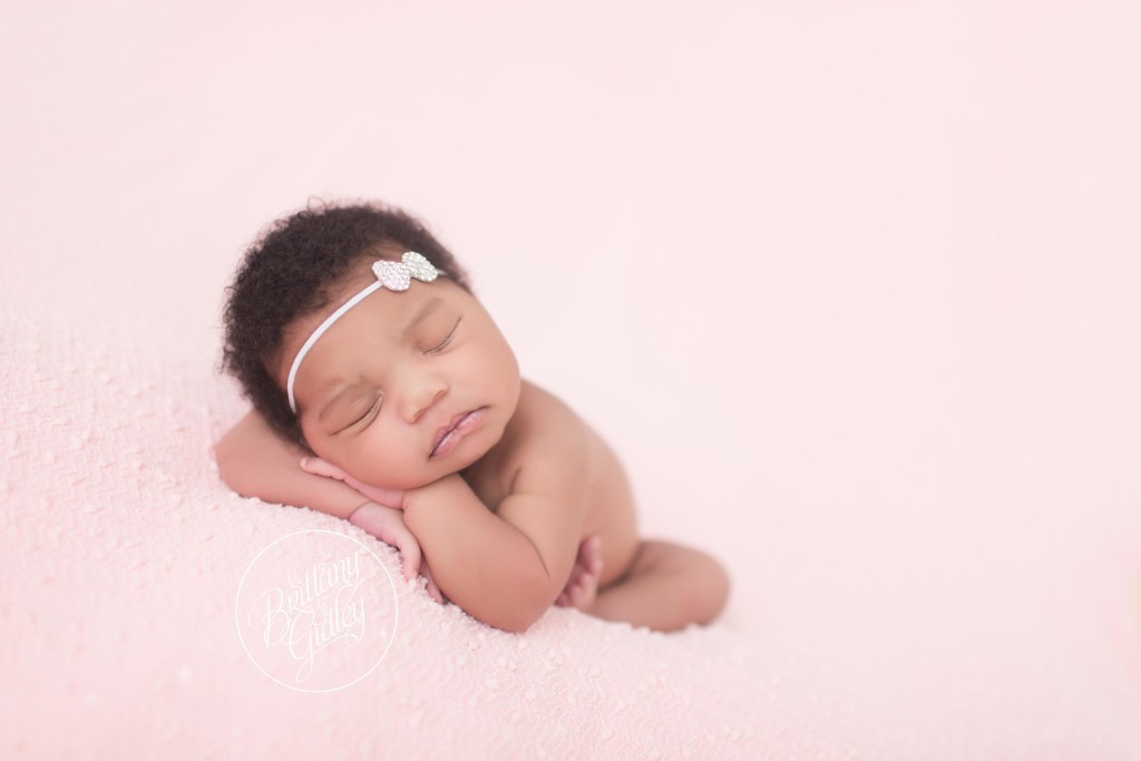 Newborn Posing | Newborn Photographer | Start With The Best