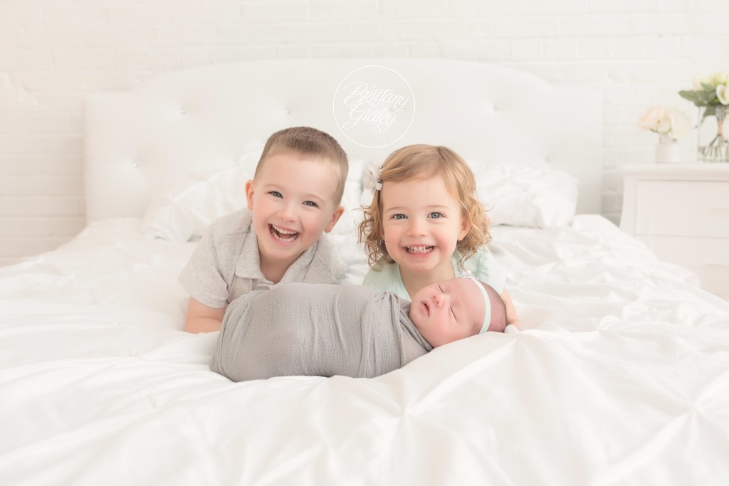 Newborn Photos | Newborn Photography Studio | Cleveland Ohio | Cleveland Newborn Photographer