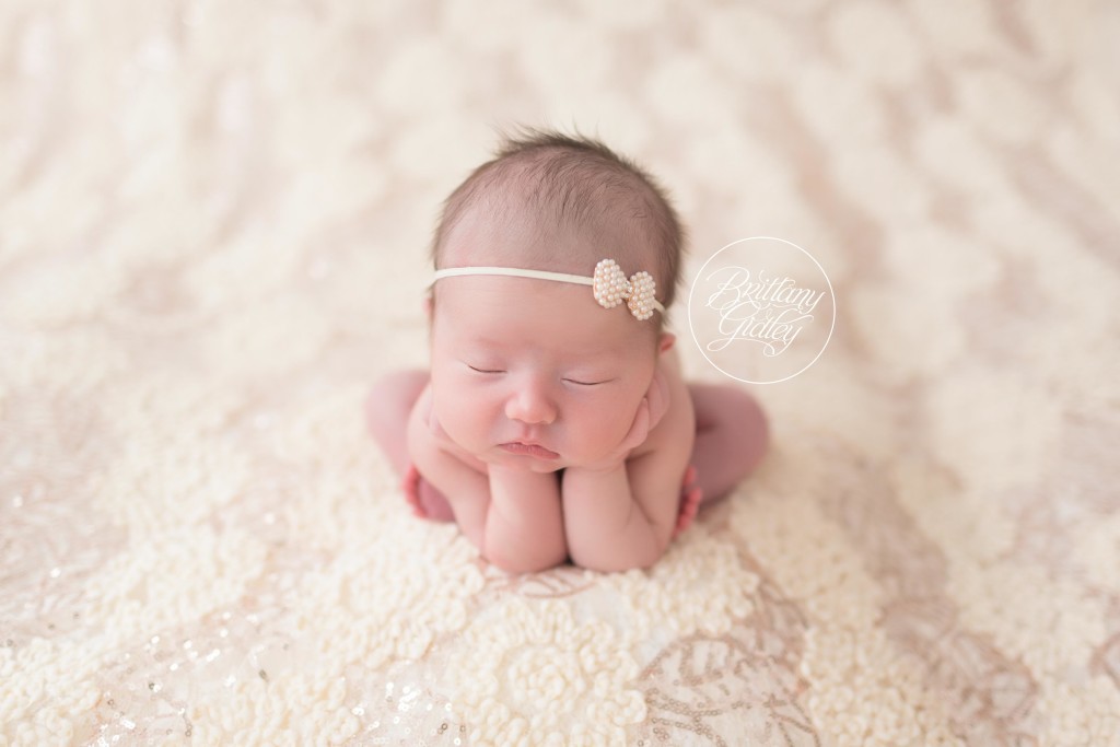 Newborn Photo | Newborn Photography Studio | Cleveland Ohio | Cleveland Newborn Photographer