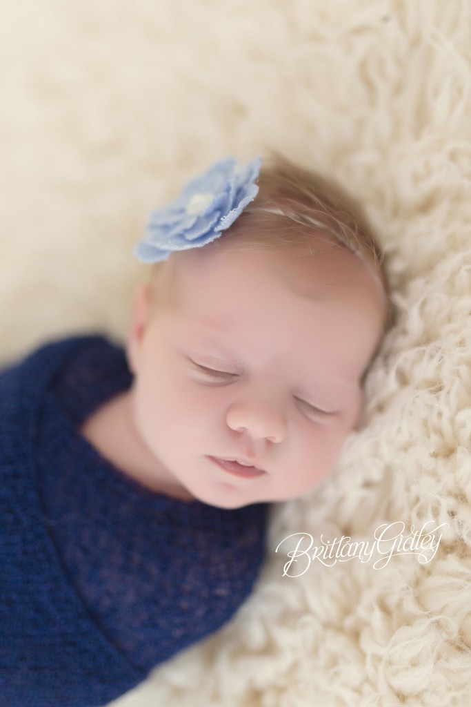 Newborn Baby | Simple Session | Newborn Mini Session | Brittany Gidley Photography LLC