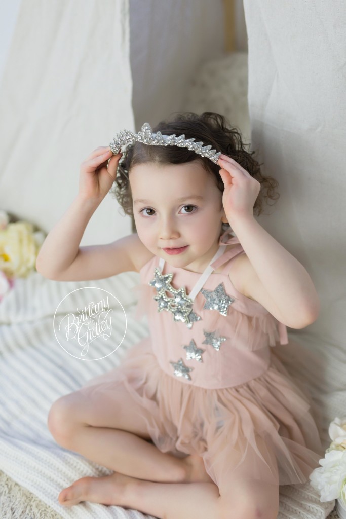 Whimsical Child Photographer | Photography Mentoring | Starry Night | Rainey's Closet | Start With The Best | Cleveland Ohio