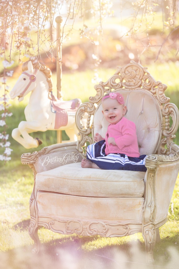 Cleveland Museum of Art | Cleveland, Ohio | Whimsical Child Photography | Carousel Horse