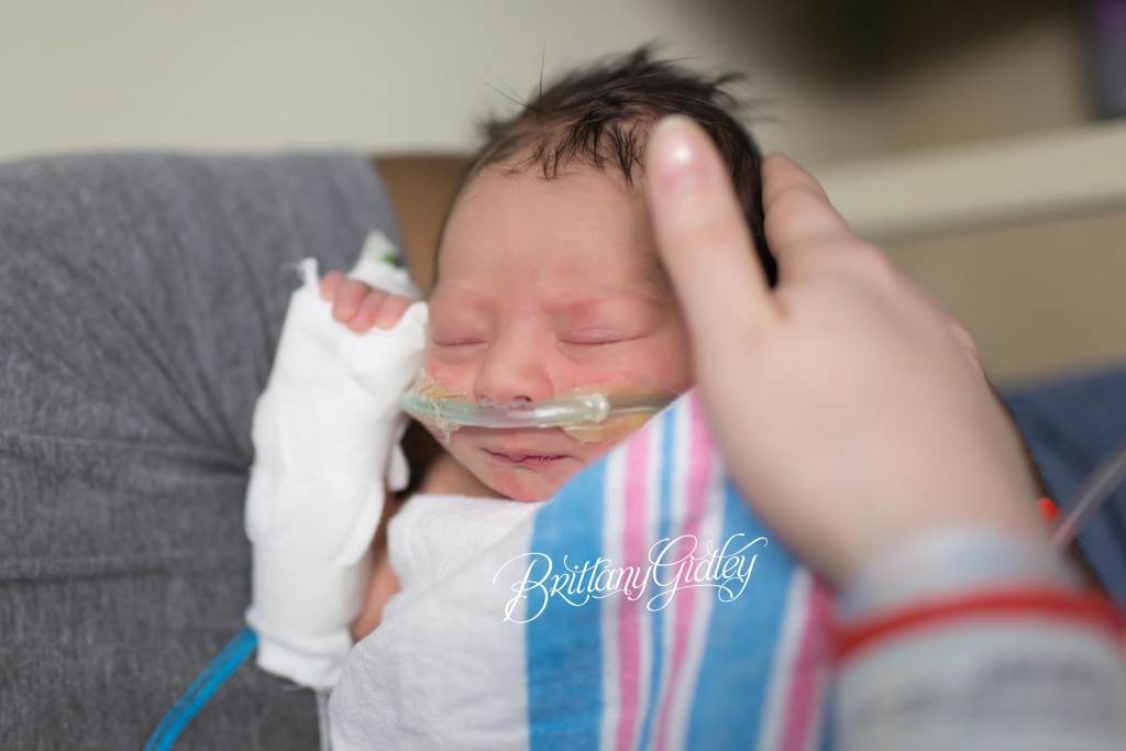 NICU | Cleveland Ohio | Metro Health | Best NICU Photographer | Registered Nurse NICU