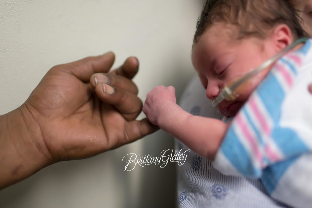 NICU Photographer | Cleveland Ohio | Metro Health | Best Cleveland Photographer | Registered Nurse NICU