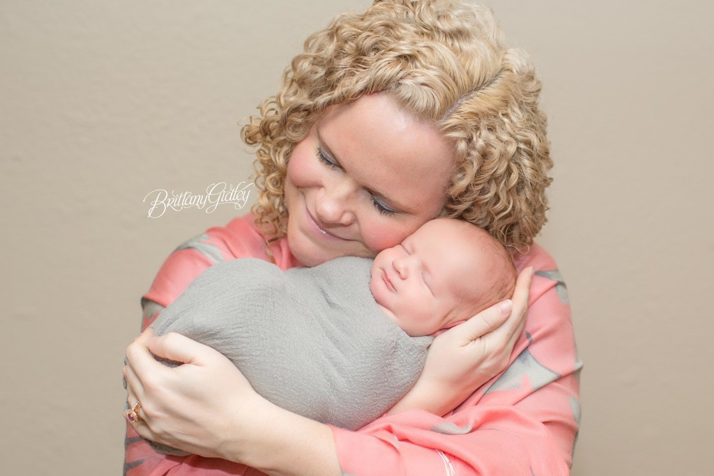 On Location Newborn Photographer | Medina, Ohio | In Home Newborn Session | Cleveland's Best | Brittany Gidley Photography LLC
