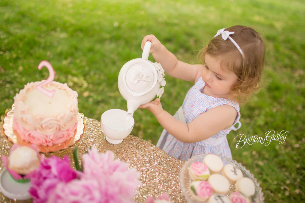 America's Best Photographers | Tea Party Dream Session | Whimsical Child Photography | Dreamy Child Photographer | Cleveland Museum of Art