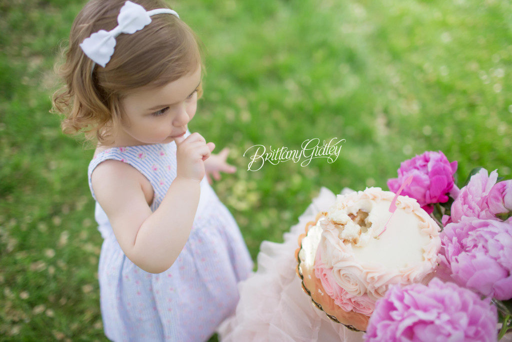 America's Best Photographers | Tea Party Dream Session | Whimsical Child Photography | Dreamy Child Photographer | Cleveland Museum of Art
