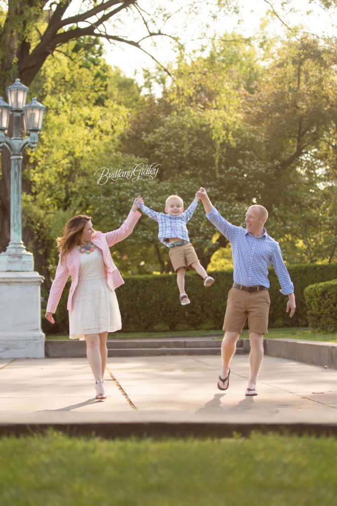 Cleveland Toddler Photographer | Cleveland Museum of Art | Start With The Best | Brittany Gidley Photography LLC