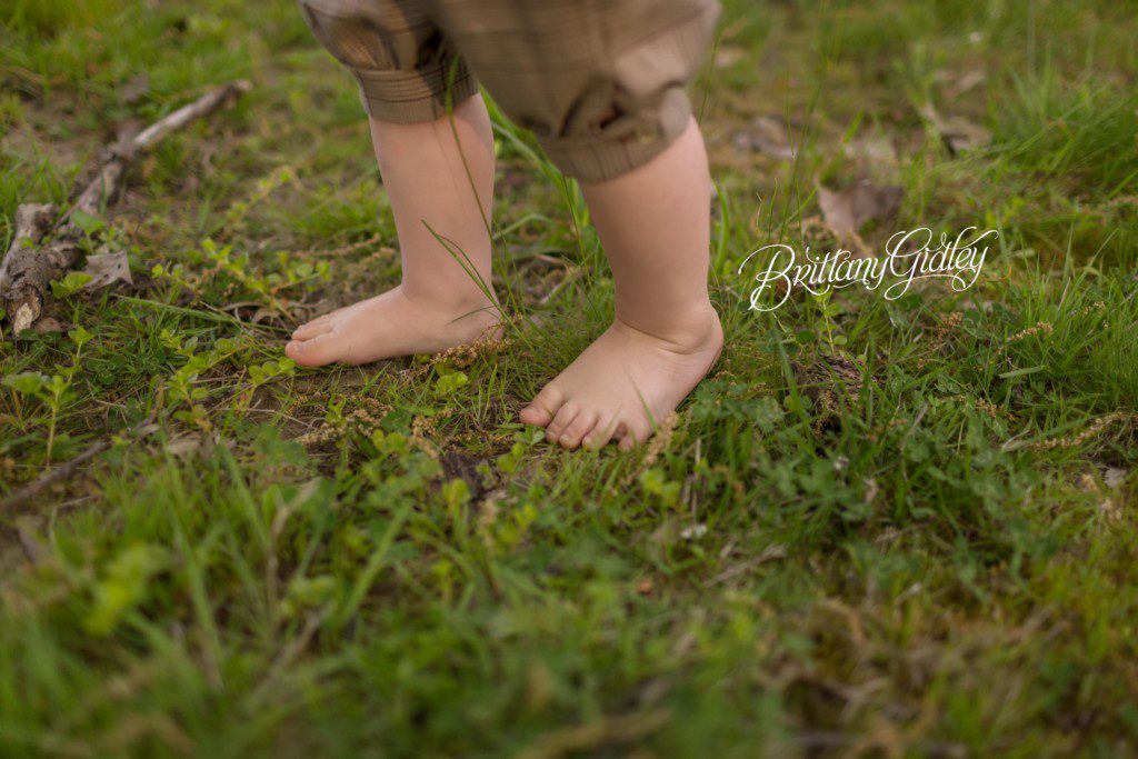 Cleveland Toddler Photographer | Memorial Day | Grandpa & Me | Military Dog Tags | Photography