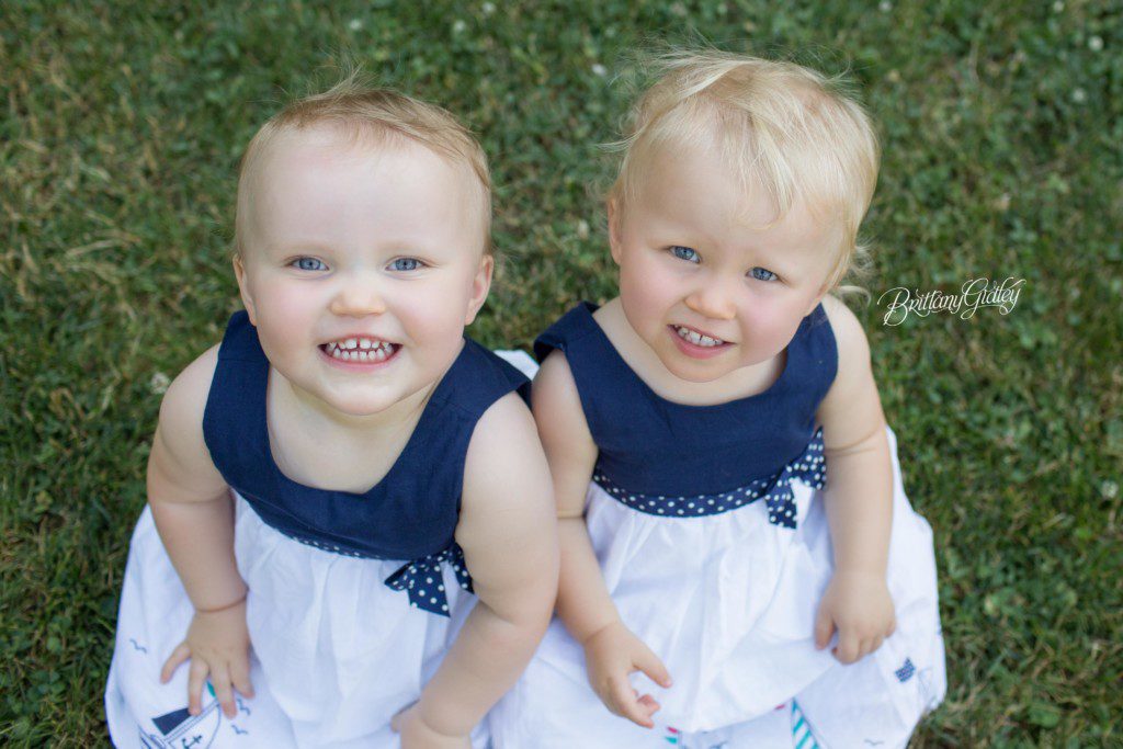 Cleveland Family Photographer | Family Photography | Squire's Castle | Extended Family Portraits