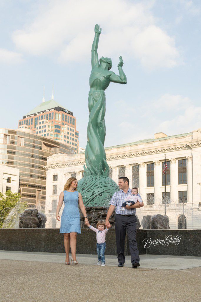 Downtown Cleveland Family Session | City Photography | Cleveland, Ohio