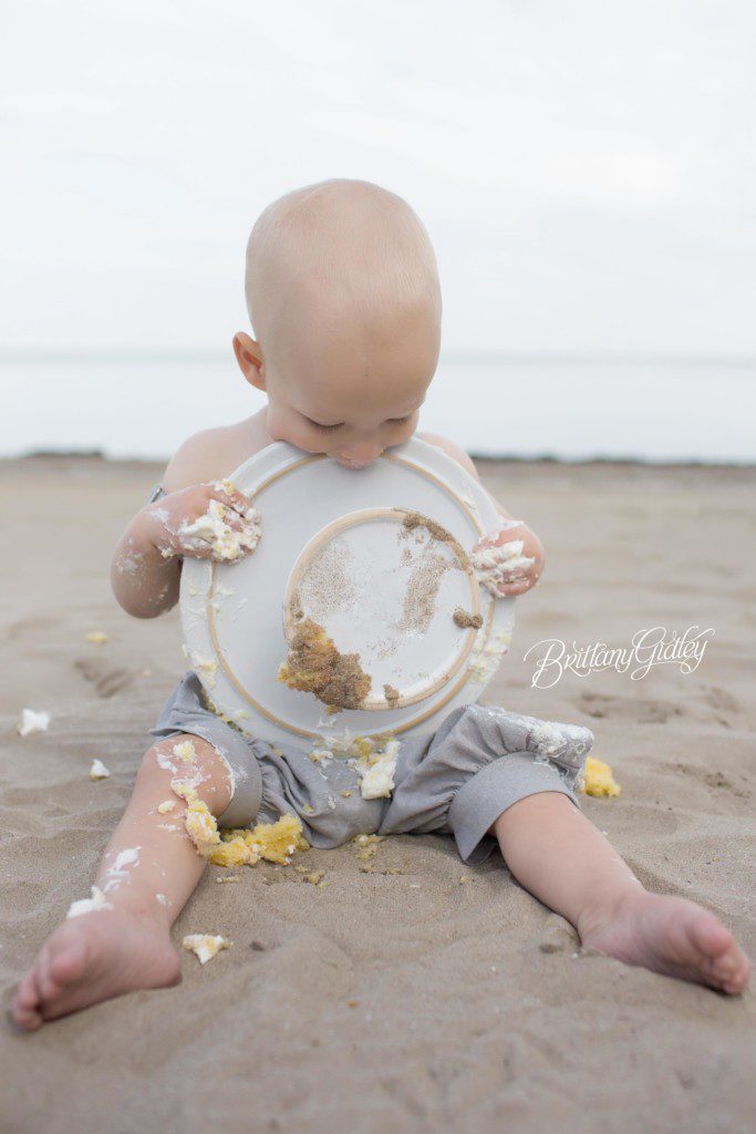 Edgewater Beach Cake Smash | Edgewater State Park | Cleveland Ohio