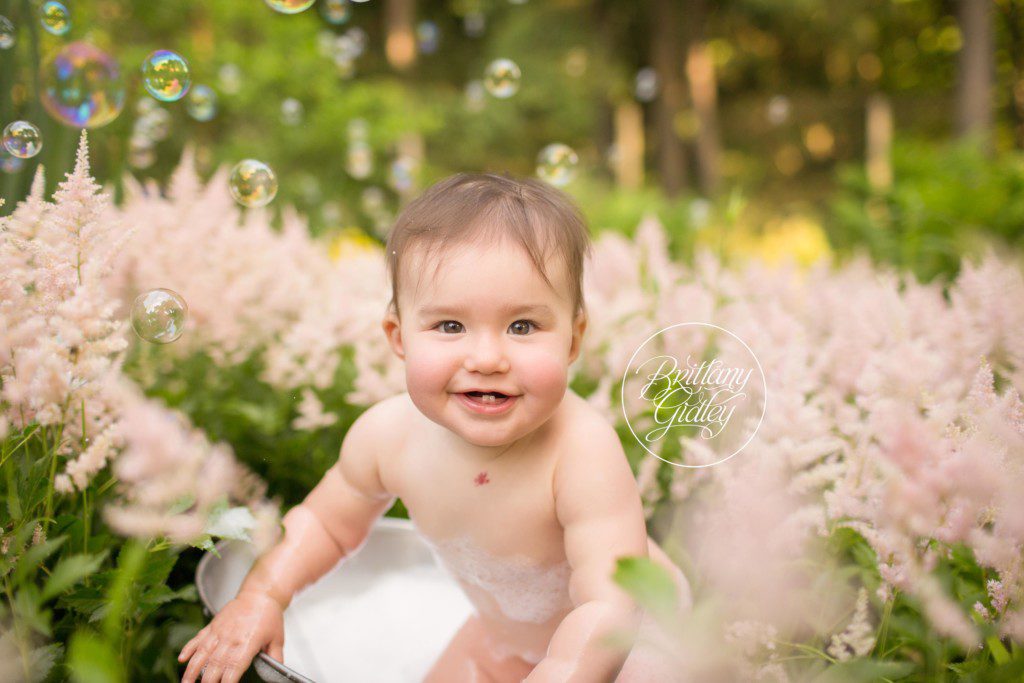 Bubble Bath | 12 Month Baby | Dream Session | Start With The Best | Cleveland Ohio | Baby Photographer | Baby Photography | Best Baby Photographer