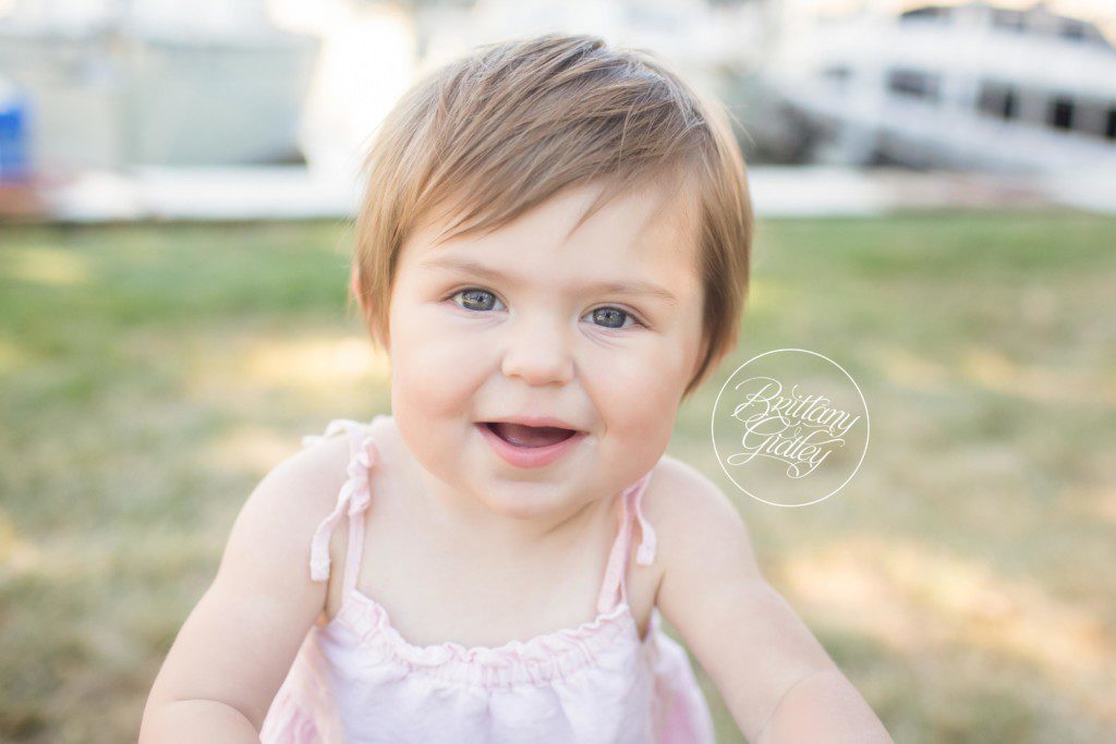 Beach Cake Smash | Family Photographer | Clifton Club Lakewood Ohio | Baby Photographer | Baby Photography | Sunset Photography Session