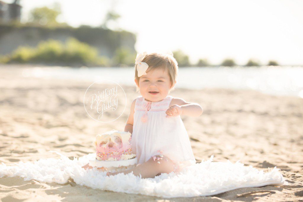Beach Cake Smash | Family Photographer | Clifton Club Lakewood Ohio | Baby Photographer | Baby Photography | Sunset Photography Session