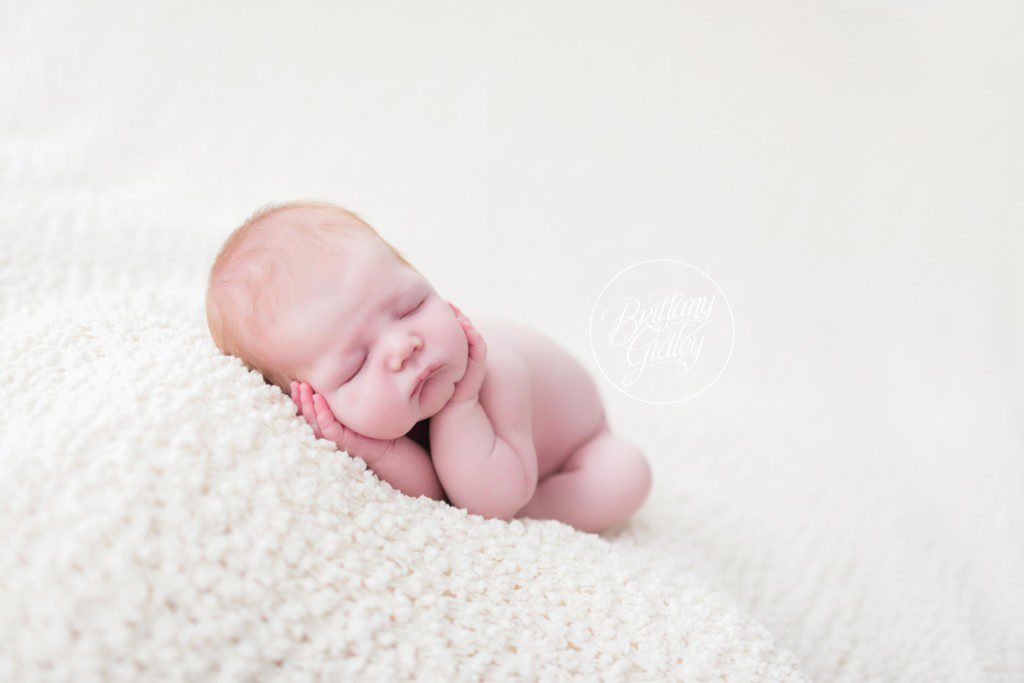 Cleveland's Best Newborn Photographer | Cleveland Ohio Newborn | Newborn Baby Boy | Classic Newborn Baby Photography | Newborn Baby Photos | Cleveland's Best