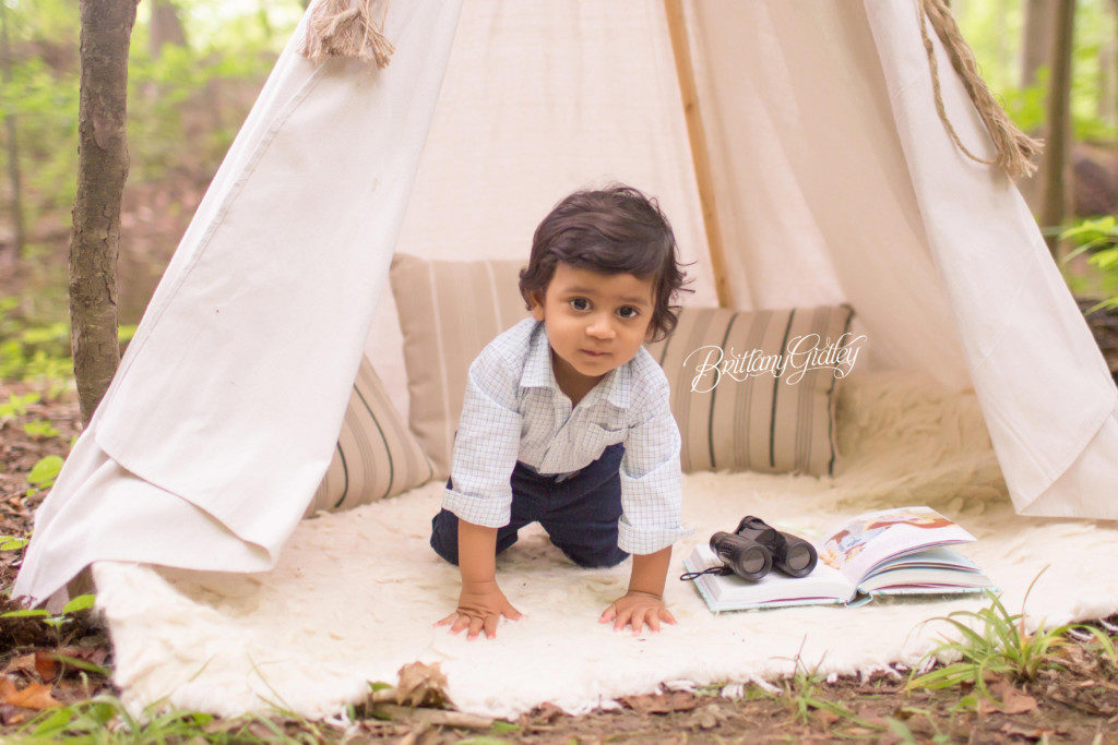 Enchanted Forest | Squires Castle | Teepee | Magical Baby Photography | Castle | Cleveland Ohio | www.brittanygidleyphotography.com