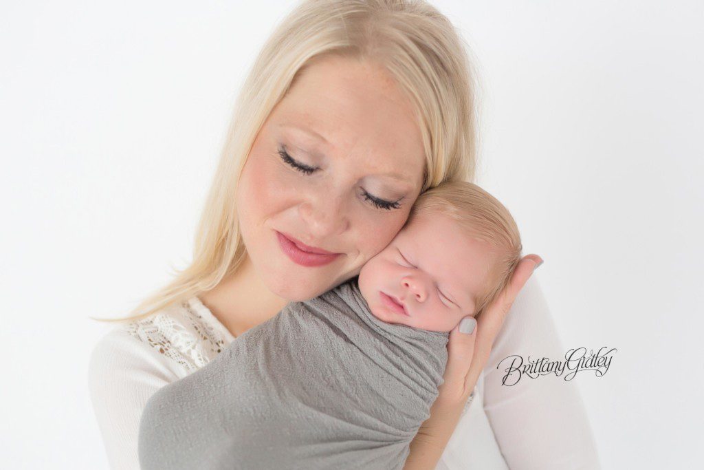 Mother and Son | Cleveland Ohio | Start With The Best Cleveland Newborn Studio | Cleveland Newborn Baby | Baby Boy