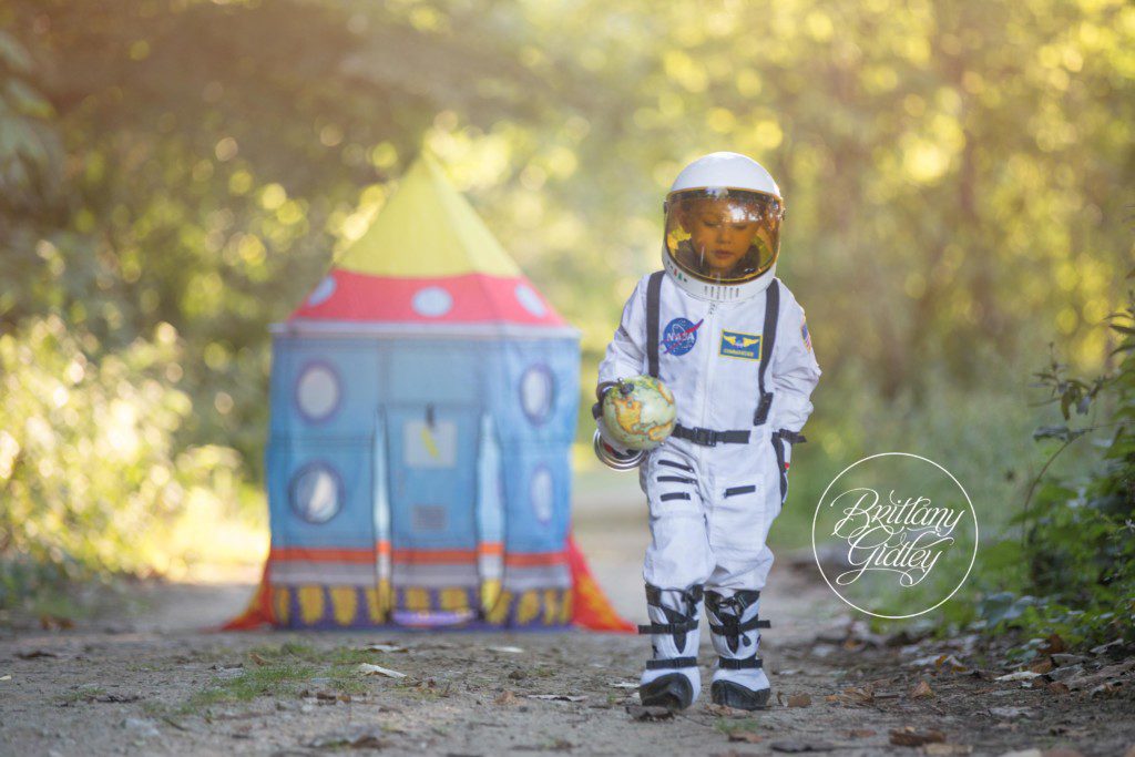 Astronaut Photography | Imagination | Magic of Childhood | Edgewater Beach | Family Beach | Photography
