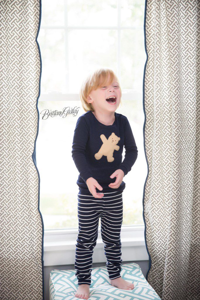 Lifestyle Family Photographer | Cleveland Ohio | Start With The Best | Pajamas