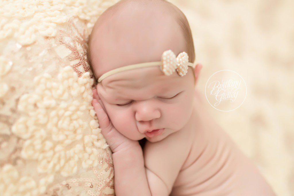 Newborn Baby Girl | Newborn Baby | Baby Girl | Start With The Best | Cleveland Ohio Newborn Photographer