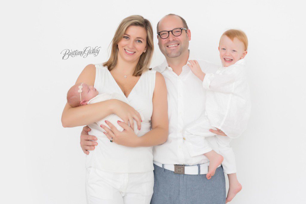 Family | Newborn Girl | Newborn Photography | Newborn Photographer | Siblings | Start With The Best | Brittany Gidley Photography LLC | Cleveland Ohio