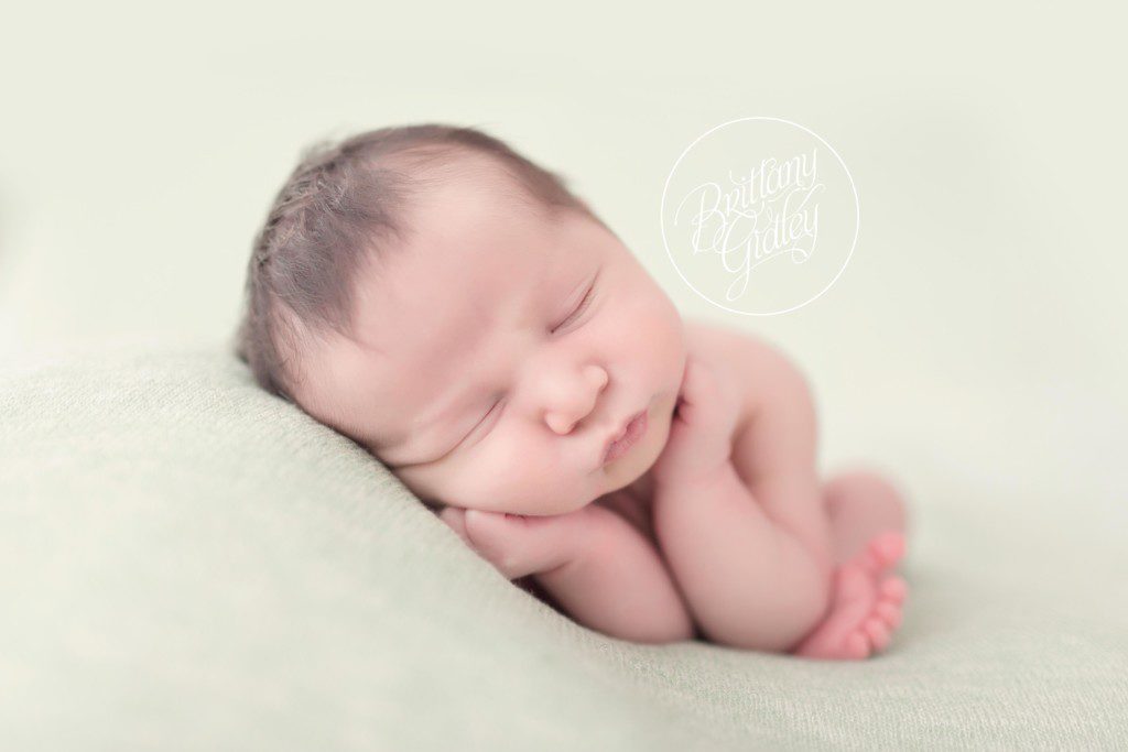 Newborn Photographer | Newborn Baby Boy | Cleveland Ohio | Start With The Best