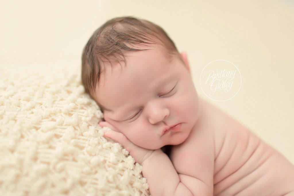 Newborn Photography | Newborn Photographer | Newborn Studio | Start With The Best | Cleveland Ohio