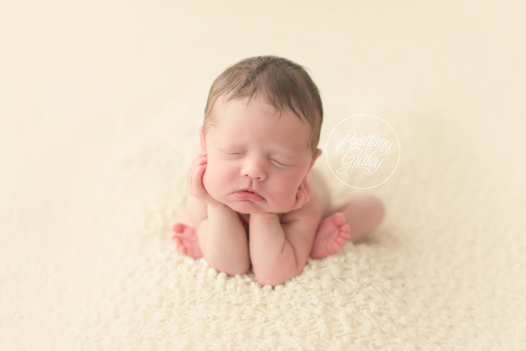 Newborn Photography | Newborn Photographer | Newborn Studio | Start With The Best | Cleveland Ohio