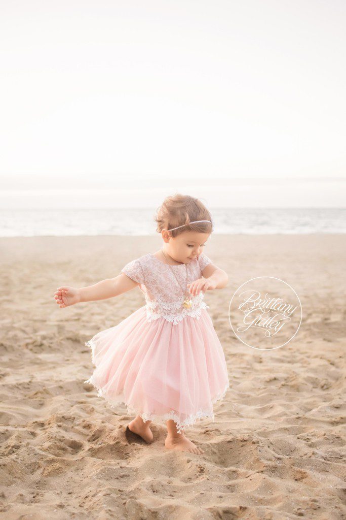 Cleveland Beach Photo Shoot | Family | Start With The Best