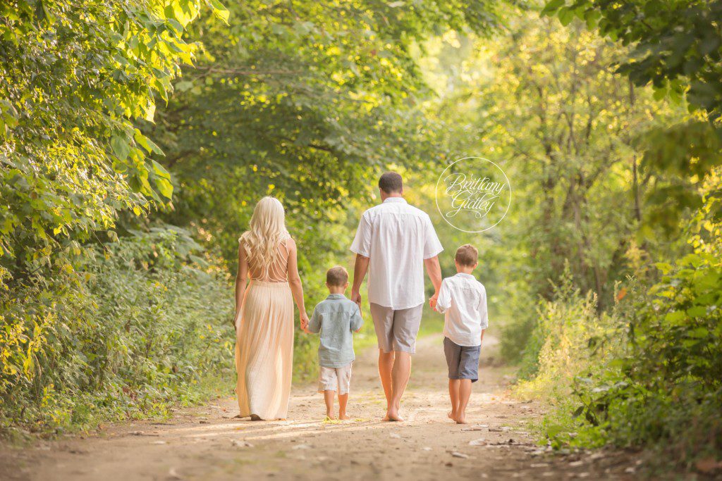 Edgewater Beach Photo Shoot | Cleveland Family Photographer | Cleveland Metroparks
