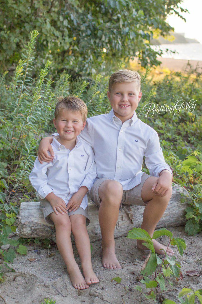 Brothers | Cleveland Ohio | Edgewater Beach Park | Lake Erie | Photography