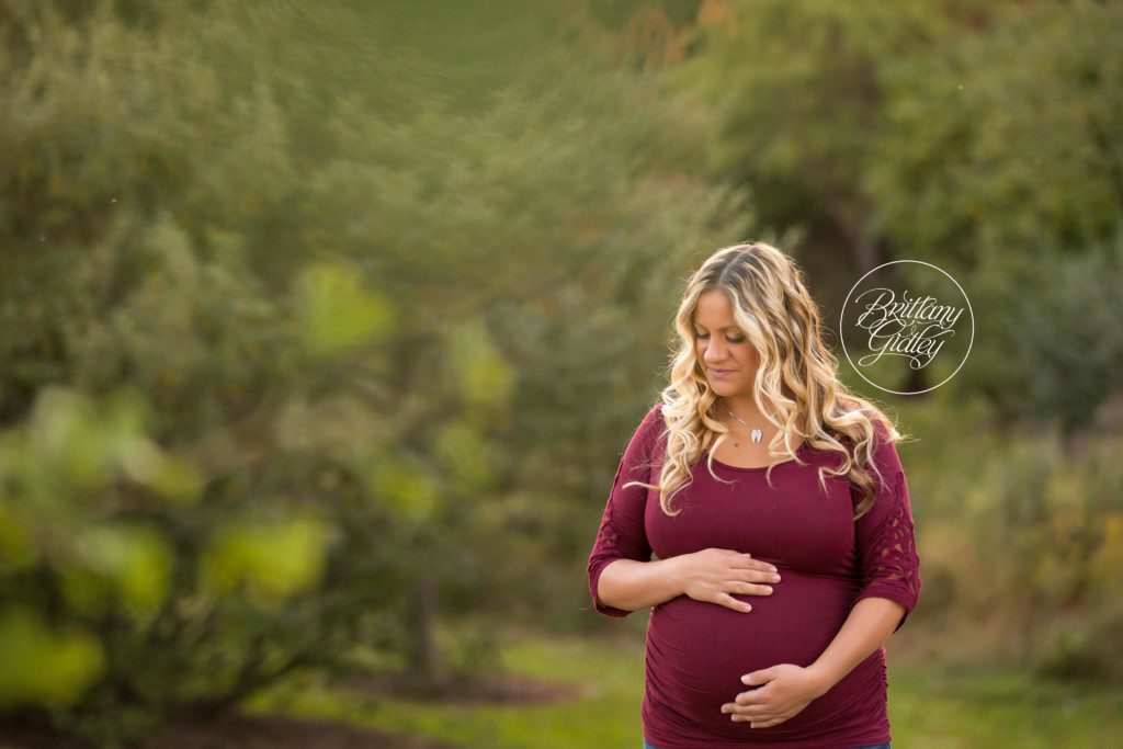 Clevelands Best Pregnancy Photographer | Pregnancy Photography