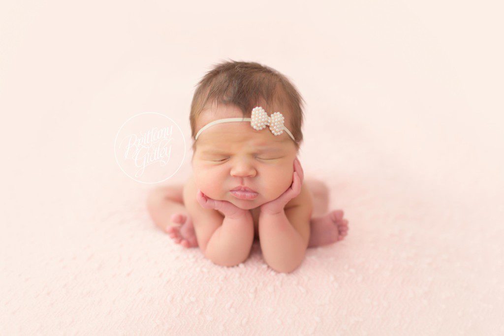 Siblings | Newborn | Little Sister | Clevelands Best Newborn Photographer | Start With The Best | Cleveland
