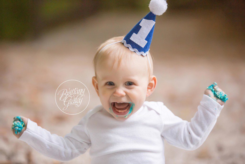 Cake Smash Photographer | Park | Cleveland Ohio