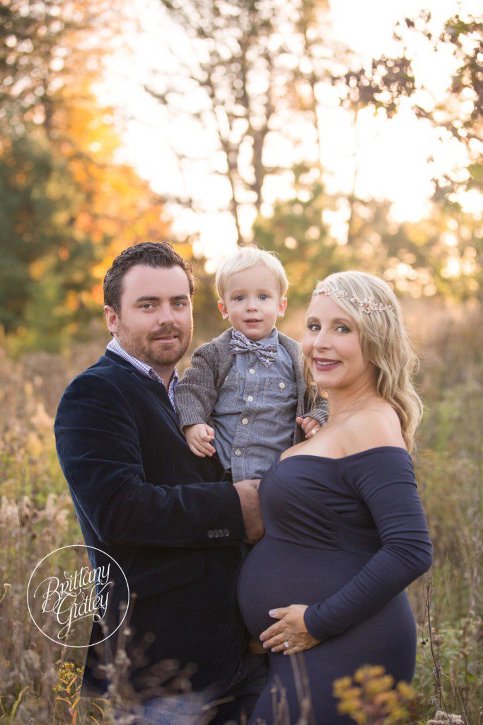 Akron Ohio Pregnancy Photographer | Nature Realm