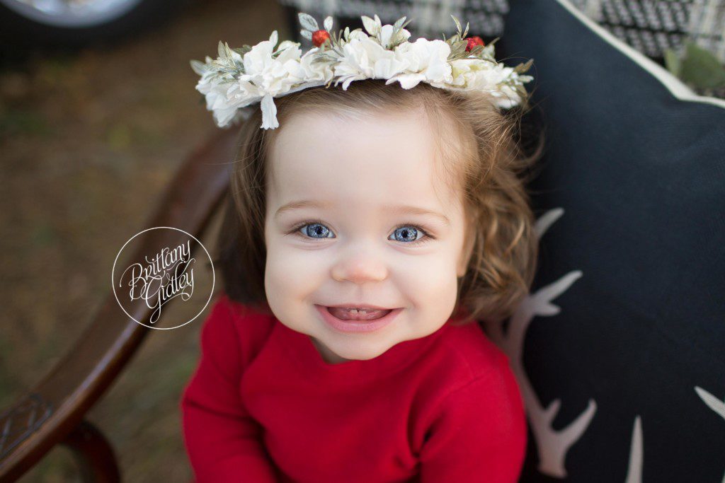 Vintage Camper Mini Sessions | Mini Session Inspiration | Start With The Best | Cleveland | www.brittanygidley.com