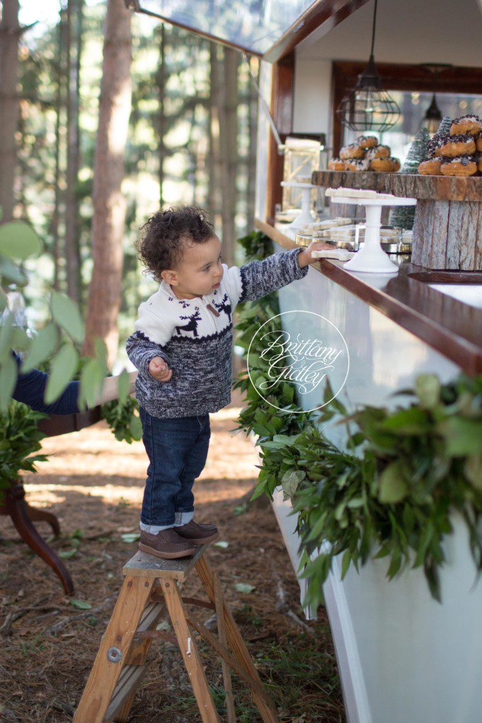 Christmas Cookies | Christmas Traditions | Best Christmas Card Ideas | Mini Session Inspiration | Start With The Best | Cleveland | www.brittanygidley.com