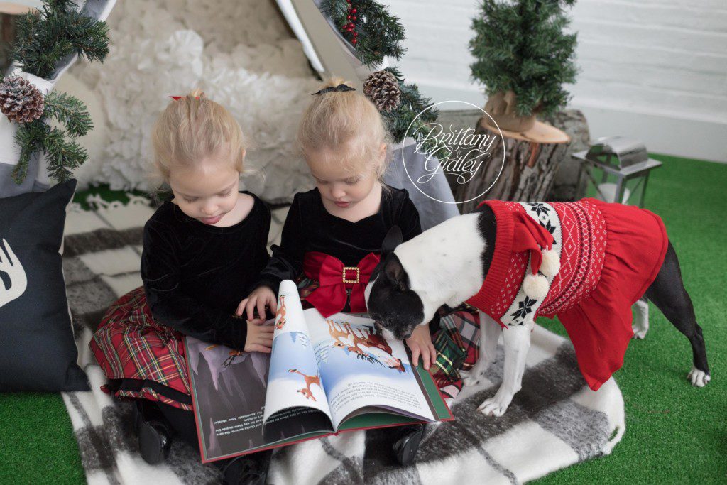 Vintage Camper Holiday Mini Sessions | Woodland Wonders | Best Child Photography | Best Baby Photography | Best Family Photography | Best Newborn Photography