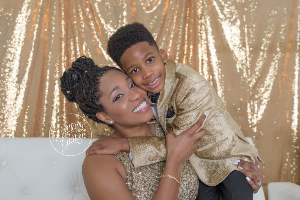 Celebrity Photographer | Cleveland Celebrity Photographer | Sparkle and Shine | Family Photography | Gold | Christmas Images | Dreamy Photography